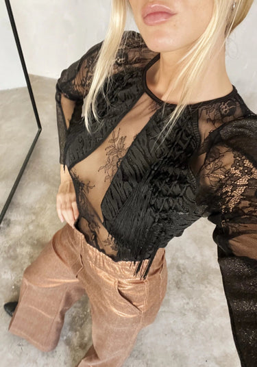 Close-up of Leonidas Top lace texture and neckline — Matte Concept Store