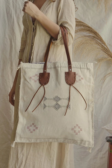 Sahara Loom Tote Bag with handwoven cotton and leather straps – boho chic desig