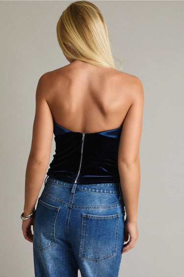 Isti Top strapless navy velvet top back view with zipper detail.