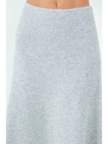 Close-up of the Aero high-rise waistband and soft knit texture.